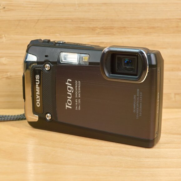 Olympus Tough TG-820 iHS 12MP Digital Camera Black / Waterproof / Tested - Picture 4 of 9